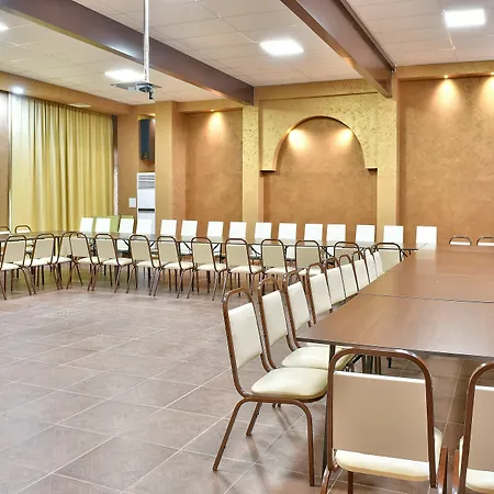 Estreya Palace And Hotel 4*
