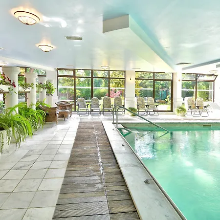 Hotel Estreya Palace And
