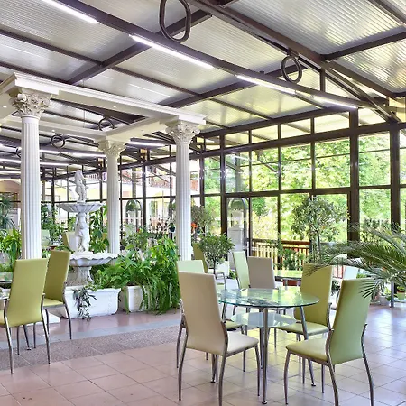 Estreya Palace And 4* Saints Constantine and Helena