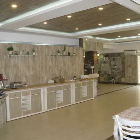Estreya Palace And