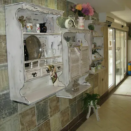 Estreya Palace And Hotel 4*