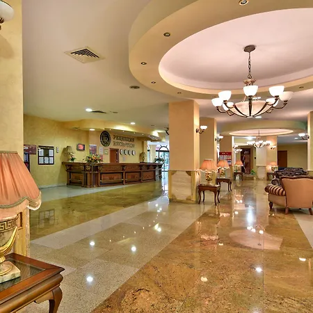 Hotel Estreya Palace And