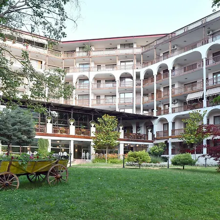Estreya Palace And Hotel